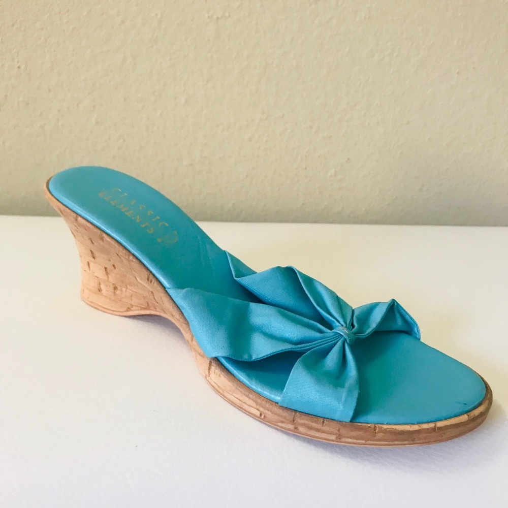 Fine women sandals by Classic Elements